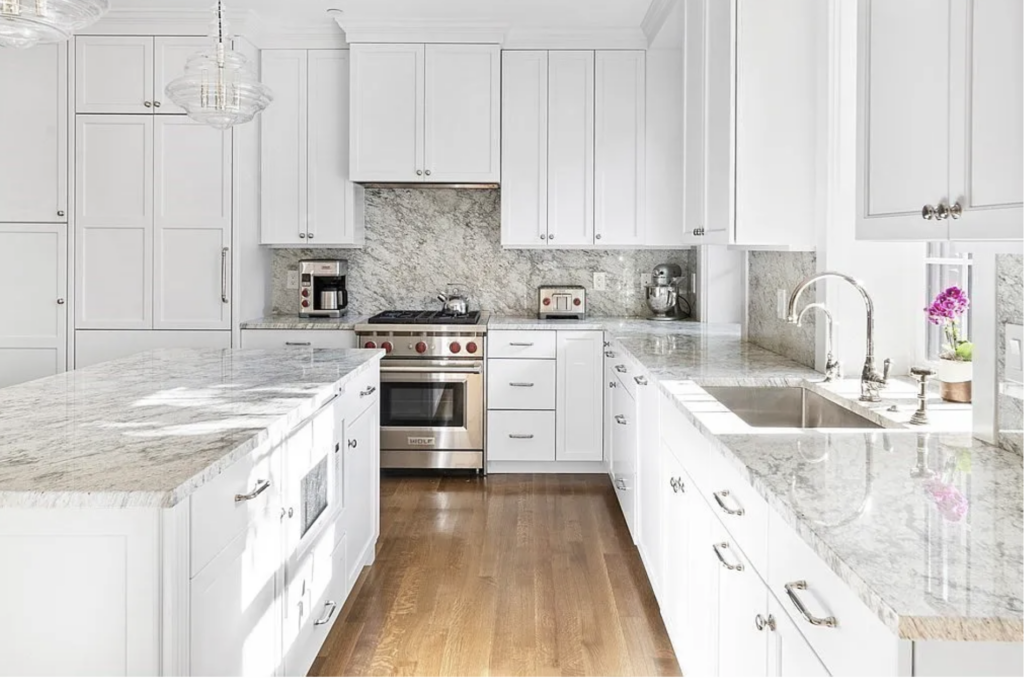 54 Pinckney St, Beacon Hill